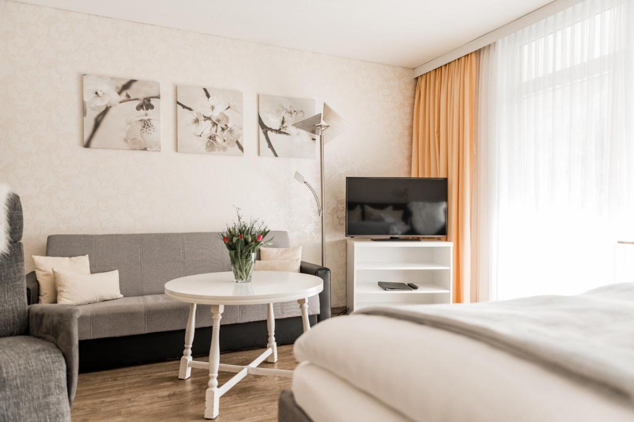 Parkhotel Weber-Mueller บัดเลาเทอร์แบร์ก ภายนอก รูปภาพ